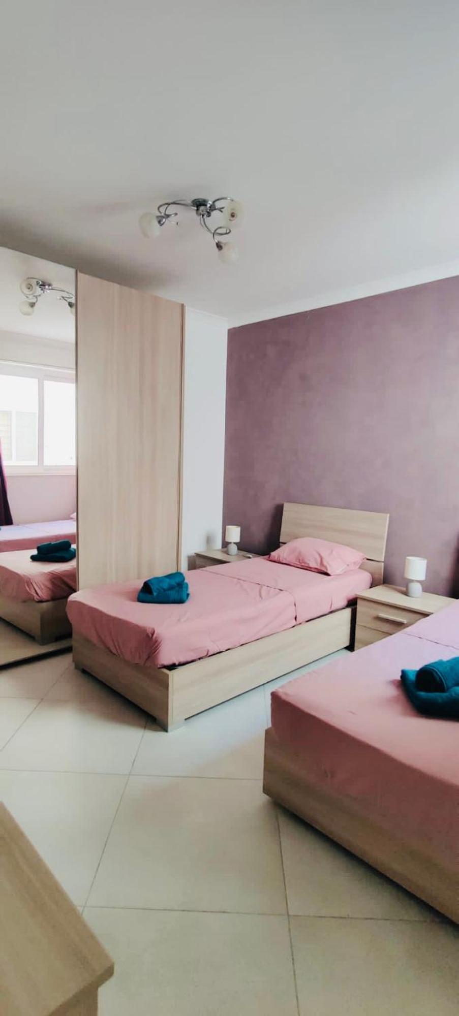 Mela Apartment 1 เซนต์พอลส์เบย์ ภายนอก รูปภาพ