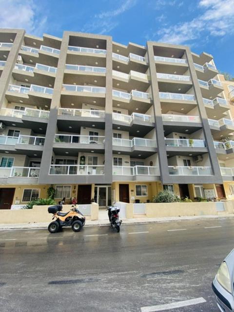 Mela Apartment 1 เซนต์พอลส์เบย์ ภายนอก รูปภาพ